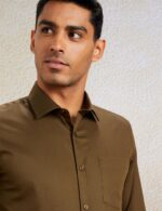 Amazon Brand - Symbol Men's Solid Cotton Formal Shirt - Image 5