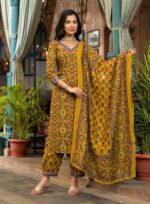 KLOSIA Women's Viscose Printed Kurta Pant With Dupatta Set - Image 6