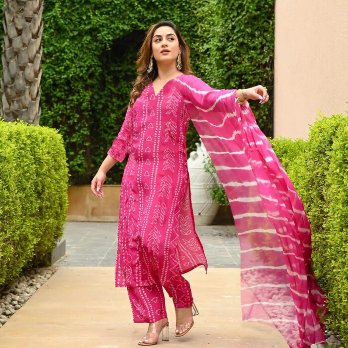 ANNI DESIGNER Women's Rayon Blend Straight Bandhej Printed Kurta - Image 4